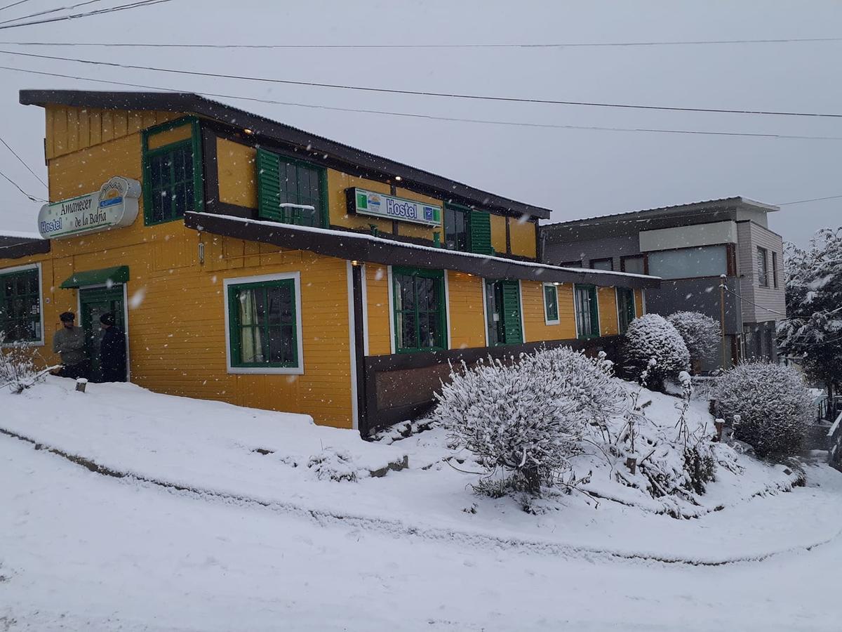 Amanecer De La Bahia Ostello Ushuaia Esterno foto